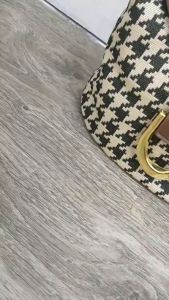 Tas Wanita Desain Modern: Tas Selempang Wanita Import Slingbag Cewek Kulit PU