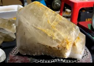 Thạch anh khói tự nhiên