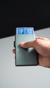 DNAC Smart Wallet Card Holder RFID Dompet Kartu Minimalis Pria Wanita