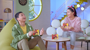 Biskuit Better Bigger Sandwich Biscuit 27gr isi 10 pack Biskuit Mayora pack Snack Cream Coklat Cemilan Anak Enak Murah Meriah