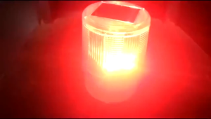 Đèn LED cảnh báo khẩn cấp năng lượng mặt trời đèn tín hiệu cảnh báo tự sạc pin tiết kiệm điện