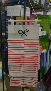 Wall Organizer Pouch Gantungan Kantong 6 Sekat Tempat Remote Dinding Multifungsi