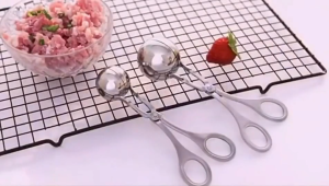 Stainless Steel Meat Baller Non-Stick Design For Meatballs Cake Pops And Cookie Dough Kitchen Tool