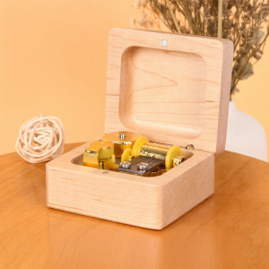 DINGFENGGE | Hand-Cranked Wooden Music Box - Castle in the Sky