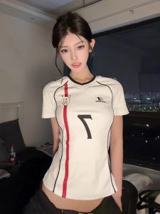 เสื้อยืดคอกลมแขนสั้นผู้หญิงสไตล์อเมริกันพร้อมลายตัวอักษรพิมพ์ครึ่งตัว ทรงเข้ารูป สไตล์แจ๊ส แฟชั่นฤดูร้อน