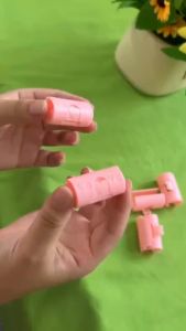 6pcs Bed Sheet Quilt Fixer Quilt Cover Clip No Needle Upgraded Bed Sheet Clip Invisible snap-on anti-running and anti-slip buckle clip