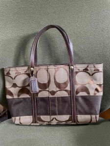 used/Preloved authentic 2007 signature striped mini tote