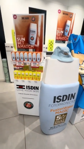 Kem Chống Nắng Isdin Fusion Water Magic SPF50 50ml Phiên Bản Roland Garros – Dưỡng Ẩm Mịn Da