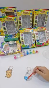 BabyYaya Suncatcher Painting Box/Suncatcher Photo Frame/Suncatcher Keychain Box/Suncatcher Board Box - Painting Box Kit