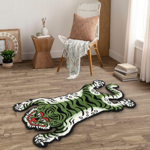 VIKAMA Retro Tiger Alien Shaped Floor Mat Anti-Slip Bedroom Bedside Rug Living Room Area Rug Home Decoration