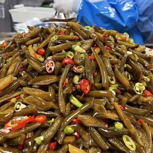 Sour and Spicy Ready-to-Eat Sea Bamboo Shoots
