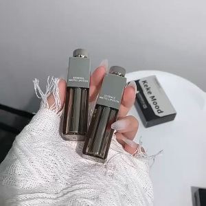 KEKEMOOD Lip Balm Glaze Lipstick Melembabkan Natural Ringan Watery XX313