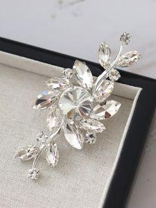 White Short Floral Glass Hair Accessories Wedding Dress Decorations Rhinestone DIY Jewelry Accessories Bridal Headwear Parts