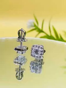 Khuyên tai nữ bạc xi bạch kim vuông bo góc đá chủ 4li5 Bông tai nữ đính kim cương moissanite Mỹ D/FL màu trắng và Đá moissanite màu xanh Hoa tai bạc thật thiết kế sang trọng đẳng cấp  - KIM LỘC PHÁT BVBV11