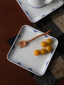 Jingdezhen Ceramic Princess Blue 8-Inch Square Plate Serving Dish Breakfast Bread Salad Dessert Tray Home Dining Utensils