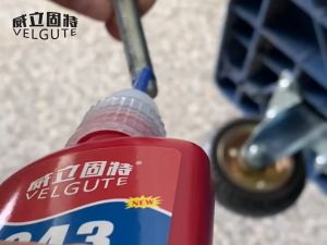 Keo khóa ren 243 keo khóa ren 272 chịu nhiệt 500°C - Chống rung lỏng ốc vít xe máy (50ml)