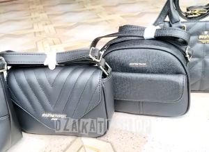 Sophie Martin Paris Tas Wanita Warna Hitam Black Series Selempang Jinjing Bahu Terbaru 2025 Promo Kekinian Delion Zatana Blacky Qisya Othain Ondelio Almanda Pyramis Sling Calianda Sling Shoulder Bag Elegan Shoope Cuci Gudang Katalog Baru Sopi Viral Import