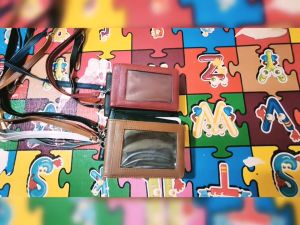 ALIKA GROSIR COD LANYARD ID CARD HOLDER NAME TAG KULIT DUA SISI BOLAK BALIK MIKA KANCING DOMPET KARTU IDENTITAS DOMPET KARTU CARD DOMPET KALUNG