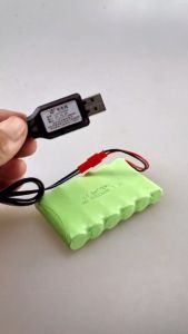 ถ่านรถบังคับ(แบตเตอรี่) Ni-MH 7.2V 4800 mAh. ปลั๊กแบบ JST (สีแดง) พร้อมด้วย สายชาร์จแบบหัวต่อ USB-JST ตรงรุ่น