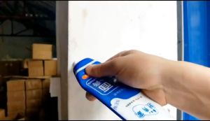 จัดส่งในกทม/ครีมซ่อมผนัง ครีมฉาบผนัง ซ่อมรอยรั่ว ซ่อมรอยแตก อุดรอยรั่ว อุดรอยร้าว กาวปูนครีมลบรอยร้าว กันน้ำ