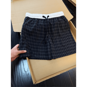 LIUBU | Quần Short Nam Ôm Body Họa Tiết Caro Cổng Hông