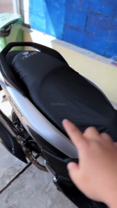 VOJOURNE -  FONT COVER SEAT SARUNG ALAS JOK MOTOR UNIVERSAL  VARIO AEROX NMAX XMAX SCOOPY PCX MIO BEAT  REVO