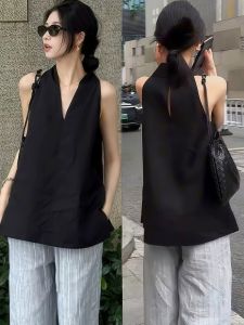 Black V-Neck Sleeveless Hang Neck Shirt Womens Loose Slimming Leisure High-End Feeling Summer Top Fashion Korean Style