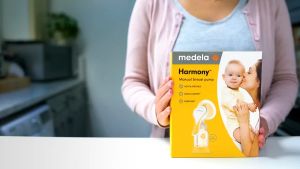 Medela Harmony Flex Single Manual Breast Pump with PersonalFit Flex Breast Shield