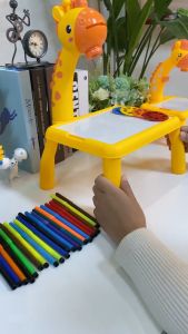 (Kèm 12 Bút và Pin) Bàn Vẽ Chiếu Đèn 24 Hình Có Nhạc Cho Bé Tập Vẽ Tô Màu