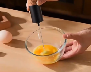 COD เครื่องตีฟองนมไฟฟ้า 304 สแตนเลส สำหรับตีไข่และผสมค็อกเทล milk frother blender Cocktail whisky