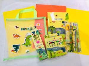 ชุดกระเป๋าดินสอ อุปกรณ์เครื่องเขียน ลายการ์ตูน