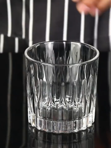 Whiskey Glass Juice Glass Wine Glass Suitable for Bar Tumblers Beer Mugs Drinking Cups