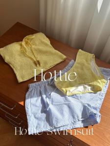 Bộ Đồ Bơi Ba Mảnh Hottie Pure Desire Dành Cho Nữ Áo Vest Màu Vàng Bộ Đồ Bơi Dành Cho Kỳ Nghỉ Tại Bãi Biển Và Suối Nước Nóng