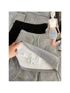 กระโปรงสั้นกีฬาเอวสูงสำหรับผู้หญิง ฤดูร้อน 2025 กระโปรงสั้นสีพื้นแบบลำลอง ป้องกันแสง กระโปรงกีฬา กระโปรงสั้นสีพื้น