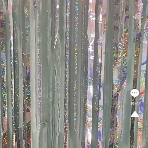 ม่านฟอยล์สีชมพู ขนาด 2 เมตร เนื้อเงาเมทัลลิค สีด้านสำหรับตกแต่งปาร์ตี้