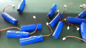 PIN SẠC 18650 7.4V 2500mAh JACK 2.54 (CÓ MẠCH BẢO VỆ) THÍCH HỢP CHO LOA BLUETOOTH ĐÈN LED MẶT TRỜI MICRO KARAOKE