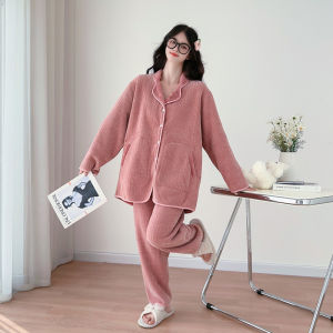 ชุดนอนผู้หญิงไซส์ใหญ่บุขนเพิ่มความหนา Chenille ใส่ได้ทั้งสองด้านชุดเสื้อคาร์ดิแกนกันหนาวใส่ในบ้านใส่ได้ถึง200กก. สำหรับฤดูใบไม้ร่วงและฤดูหนาว