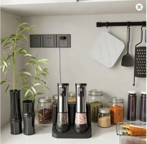 2026 New Electric Salt and Pepper Grinder Set with 5 Adjustable Coarseness Levels LED Display Designed for One-Handed Cooking