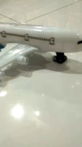 Mainan Anak Pesawat Terbang 338A 53 Jet Aircraft Electric Bump And Go Action | Mainan Pesawat Terbang Airbus Plane Menggunakan Baterai | Mainan Anak Pesawat Terbang Jet Aircraft Murah Terbaru Ukuran Sedang Kemasan Kardus