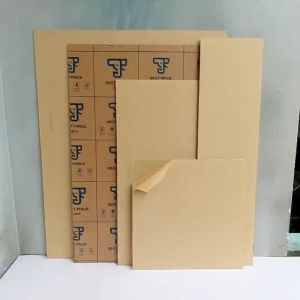 Tấm nhựa mica trong 1mm (mua 3 tặng 1)