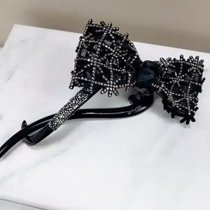 1Pcs Black Rhinestone Bow Twist Hair Clip Non Slip Premium Grip Elegant Delicate Hair Accessory for Graduation Ceremony