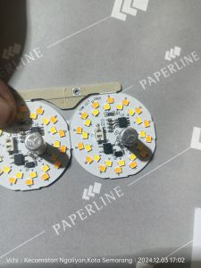 led AC tricolour warm white 10 watt led ac 3 warna