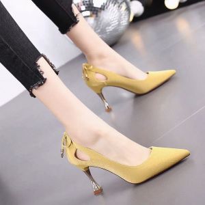 รองเท้าส้นสูงแบบสวมสำหรับผู้หญิง ทรงหัวมน พื้นยาง สวมใส่สบาย สำหรับฤดูใบไม้ผลิและฤดูร้อน รองเท้าส้นเดี่ยวแบบสวมสบาย