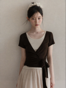 Cantonstory | Ballet Inspired Womens Tee Set with Vest
