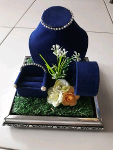 kotak mahar rustik biru