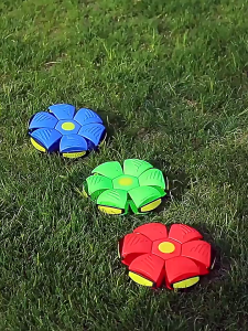 【SG Stock】Magic Deformable Flying Saucer Ball LED Light Step Transform Outdoor Toy
