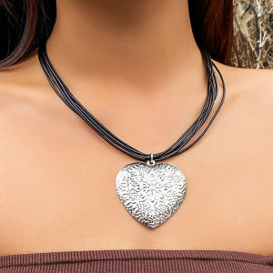 Layered Black Rope Chains with Big Heart Pendants Necklace for Women Punk Trendy Accessories on Neck 2023 Fashion Jewelry Female