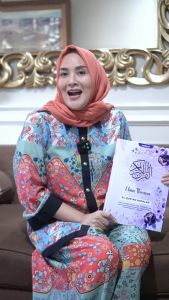 Al-Quran Custom Nama Jumbo A4 by Nadira.id - Fitur Lengkap Terjemah 8 Blok Tajwid Latin Indonesia