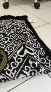 Sajadah turki dewasa ukuran medium beludru lembut pakaian sholat