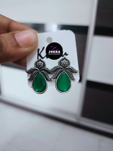 JOKKA Stud Earrings/ accessories/ woman accessories